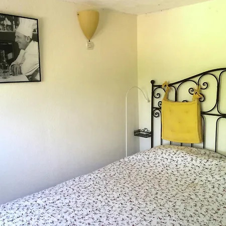 Holiday Home Montpezat Lake Verdon Views, Cleaning Included 펜션